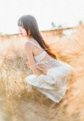 女中学生