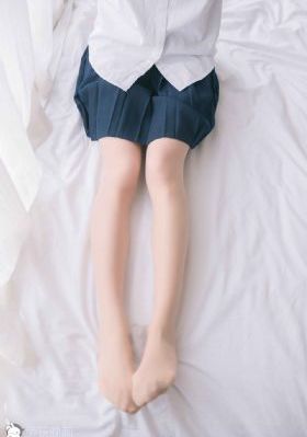 放荡艳妇的疯狂呻吟中文视频