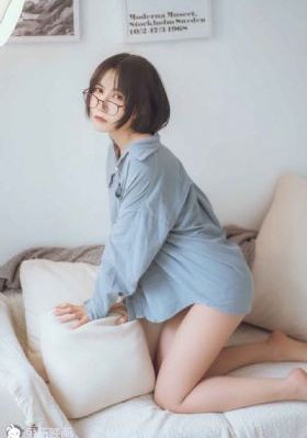 午夜久久av